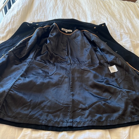 Waisted pea coat with pleated skirt - Picture 10 of 16